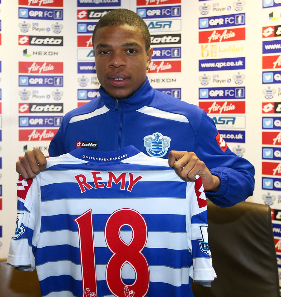 Loic Remy shows off his new No. 18 shirt