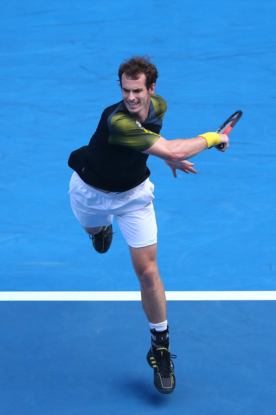 Andy Murray powers into a forehand