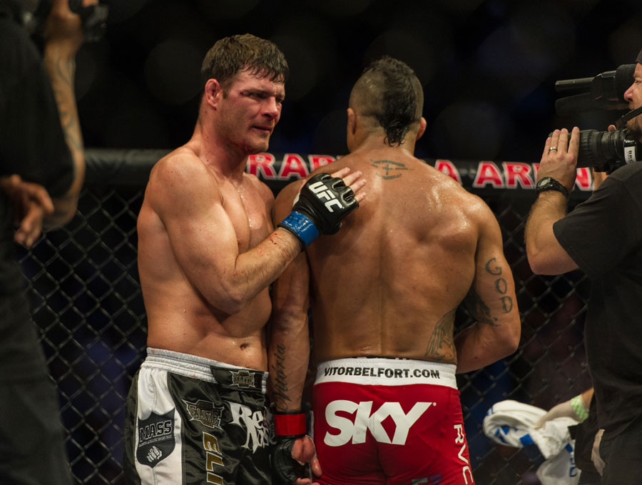 Michael Bisping exchanges his greeting with Vitor Belfort