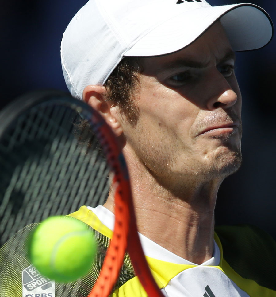 Andy Murray cracks a forehand