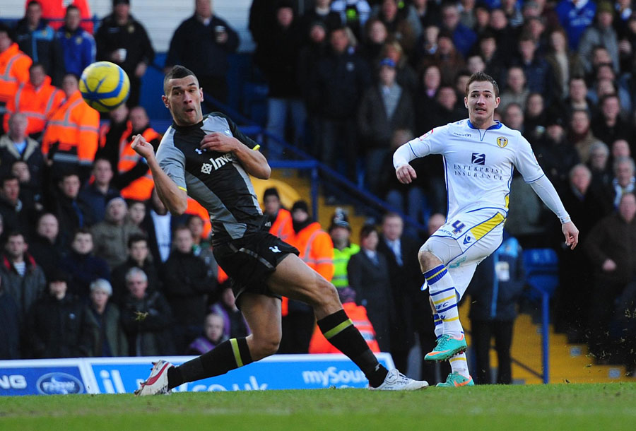 Ross McCormack scores his side's second goal