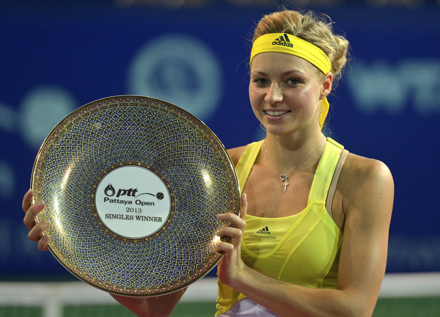 Maria Kirilenko with her trophy