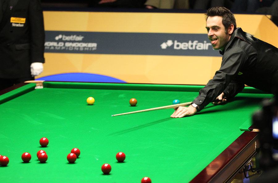 Ronnie O'Sullivan reacts after a missed pot