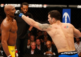 Dana White confirms rematch between Anderson Silva and Chris Weidman for December 28