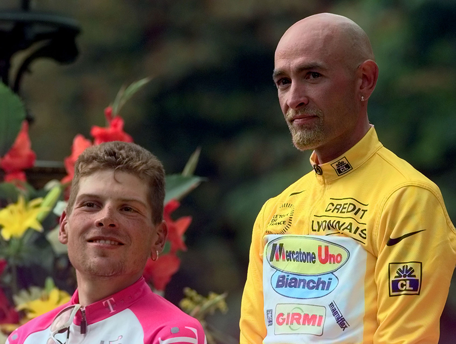 Marco Pantani, right, and Jan Ullrich on the podium