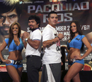 Manny Pacquiao and Brandon Rios pose for photographers