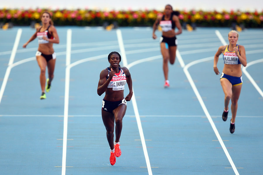 Christine Ohuruogu wins her heat