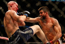 Carlos Condit on his way to a fourth-round TKO over Martin Kampmann