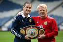 Ricky Burns visits Gordan Strachan and the Scotland national football team