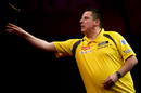 Dave Chisnall throws his last dart