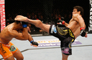 Lyoto Machida knocks out Mark Munoz