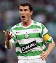 Roy Keane orders a team-mate