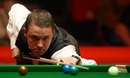 Stephen Hendry in action