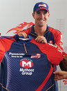 Kevin Pietersen shows off the new Delhi Daredevils jersey