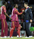 Chris Gayle shakes hands with Kevin Pietersen