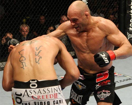 Randy Couture has Brandon Vera on the back foot