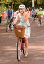 Cyclists participate in the Prudential RideLondon Freecycle along The Mall 