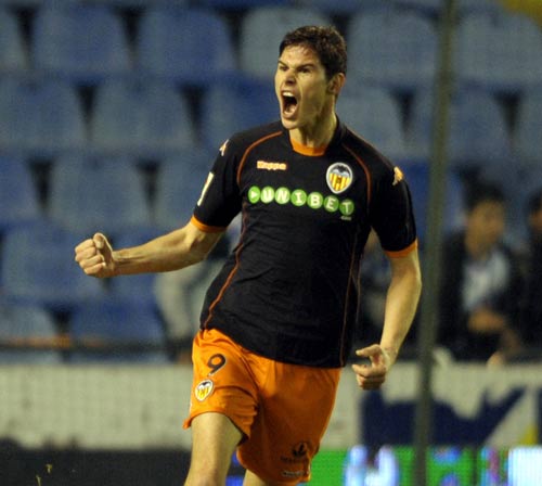 Nikola Zigic celebrates a goal