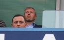 Roman Abramovich watches Chelsea in action