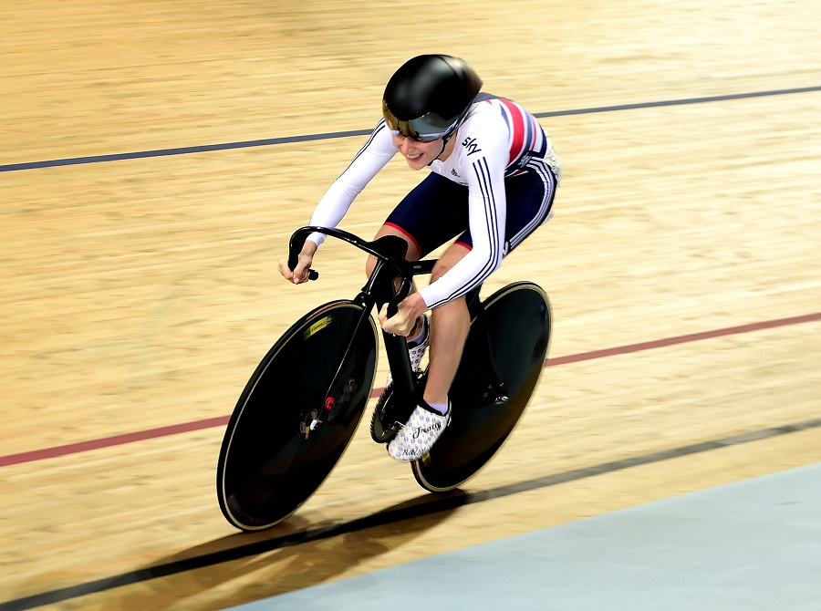 Laura Trott competes at the Track Cycling World Championships