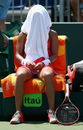 Heather Watson keeps cool under a towel at the Miami Open