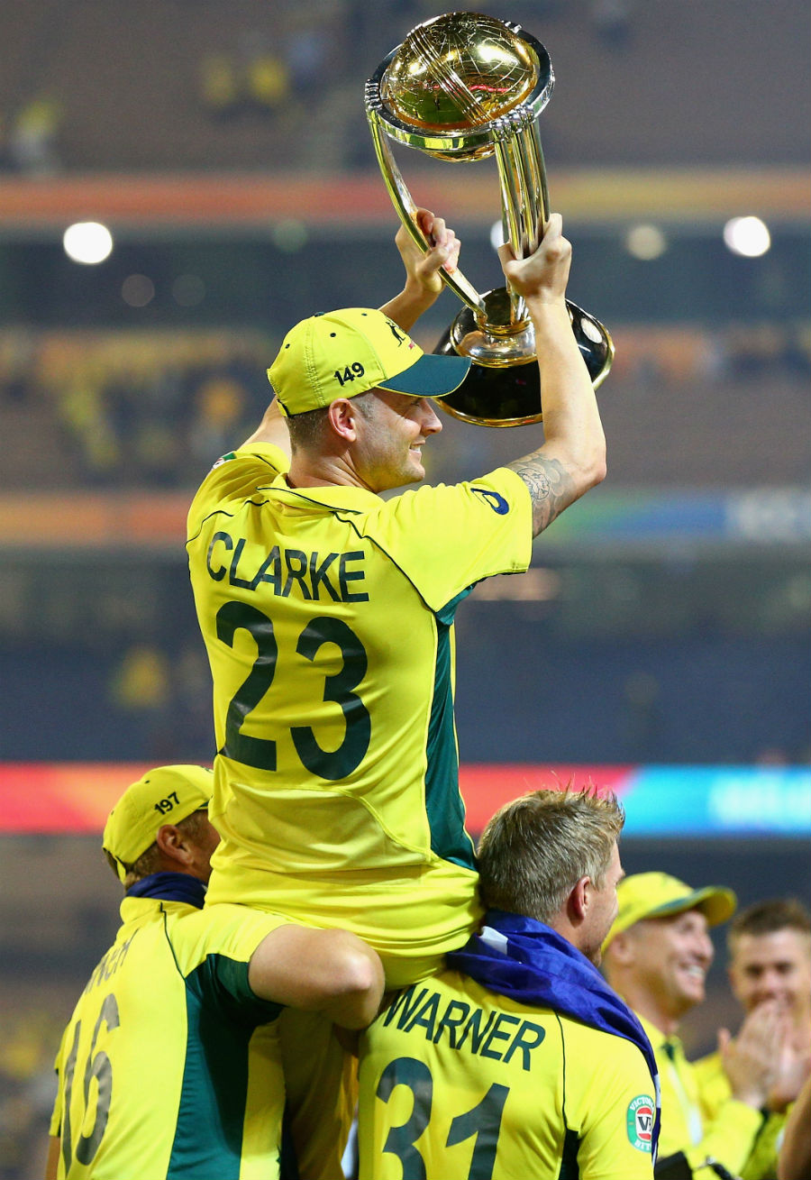 Michael Clarke lifts the Cricket World Cup trophy
