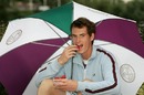 Andy Murray gets into the Wimbledon spirit